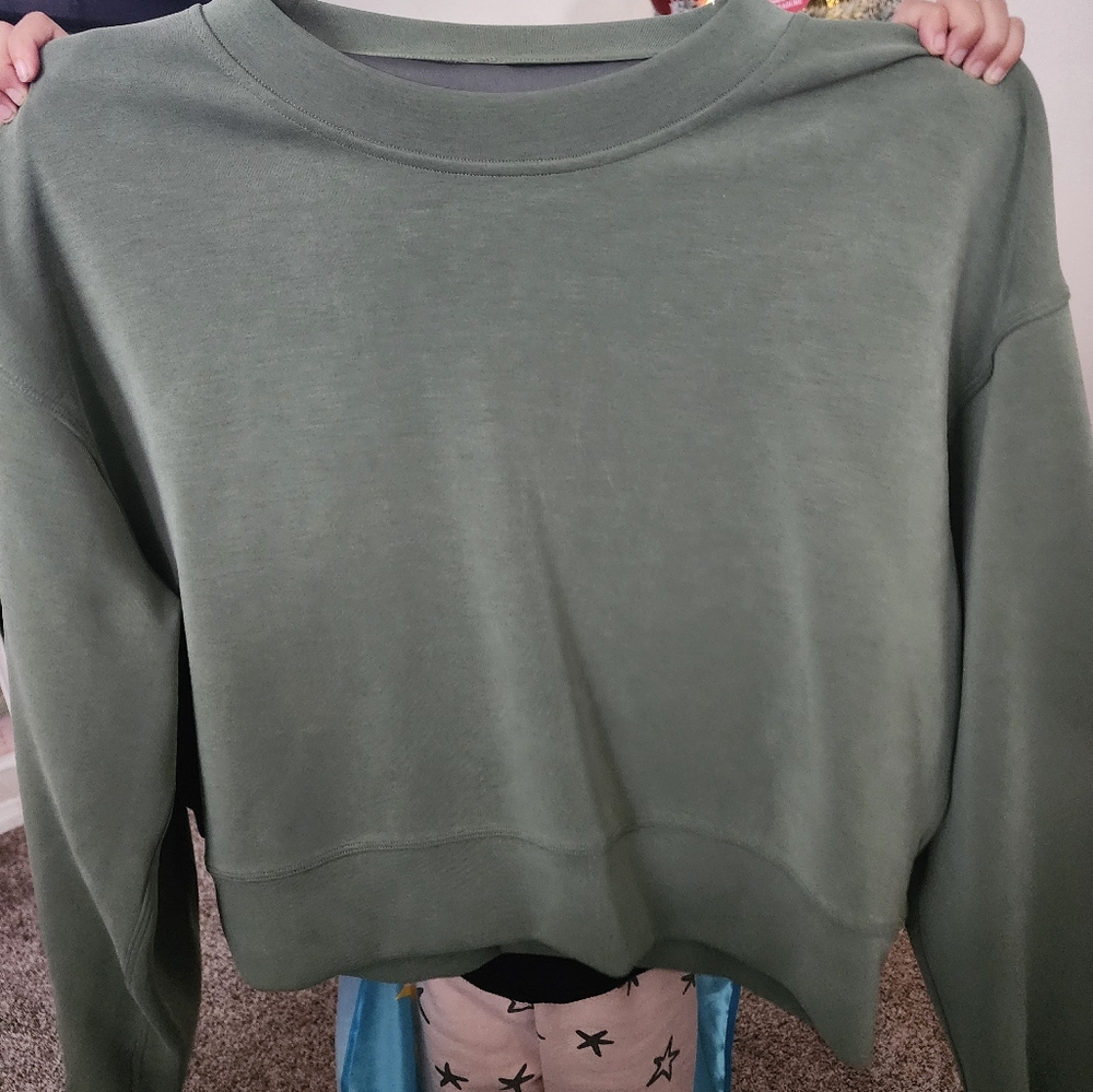 Lululemon sweater